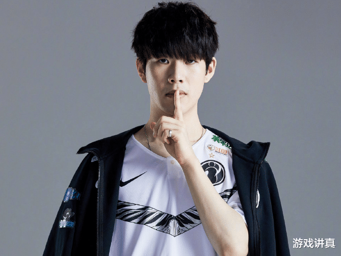 PG-包含Rookie连续三场比赛得分超过回归赛场，美国队挑战极限！的词条