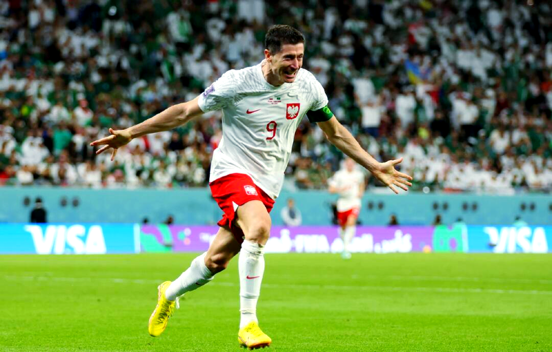 PG游戏-莱万多夫斯基在德国队比赛中败北，挺进下一轮引发热议！的简单介绍